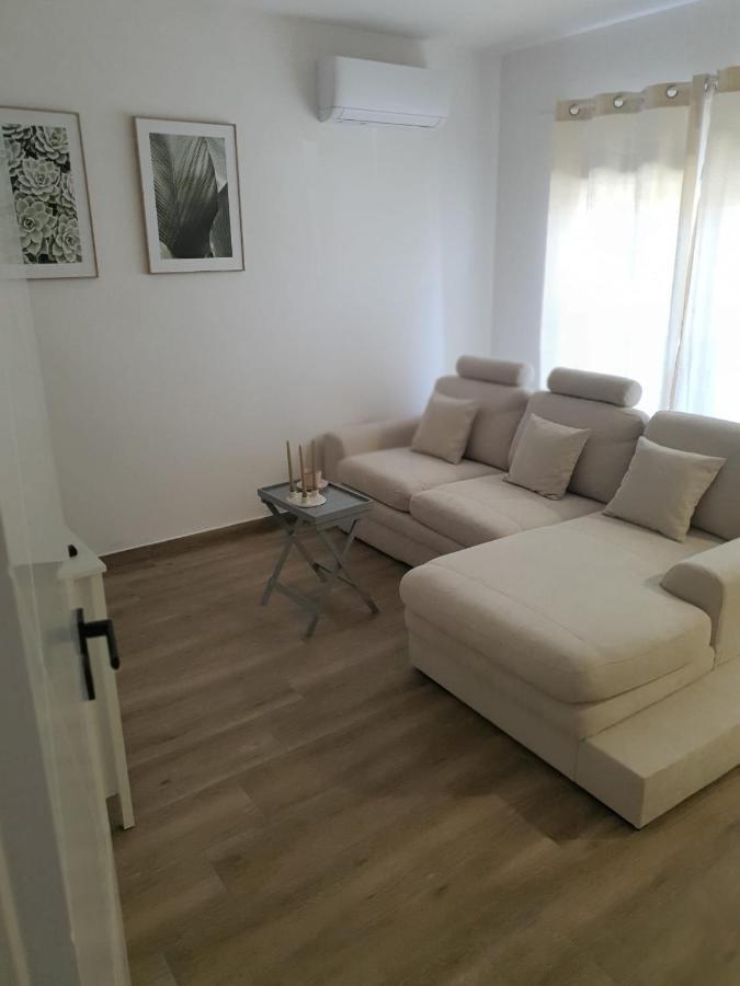 Simon-centar Apartment *